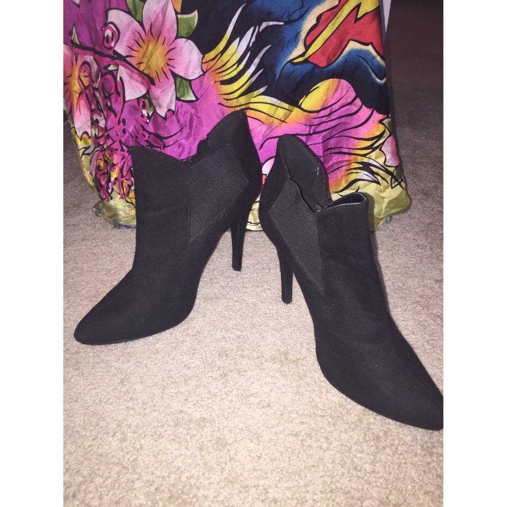Black Ankle Heels🌚